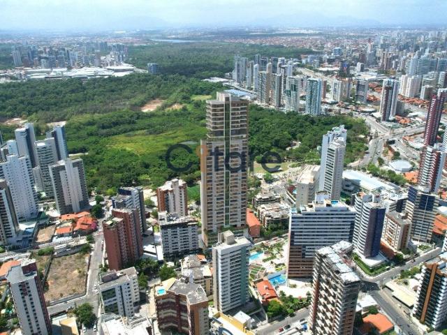 Apartamento para Venda em Fortaleza/CE Cocó 4 Quartos