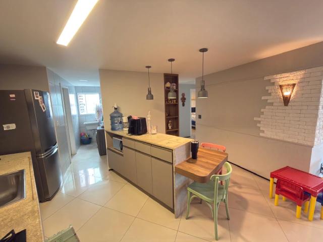 Apartamento para Venda em Fortaleza/CE Fátima 3 Quartos