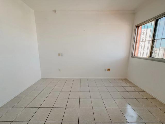 Apartamento para Venda em Fortaleza/CE Fátima 3 Quartos