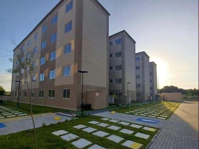 Apartamento para Venda em Fortaleza/CE Lagoa Redonda 2 Quartos