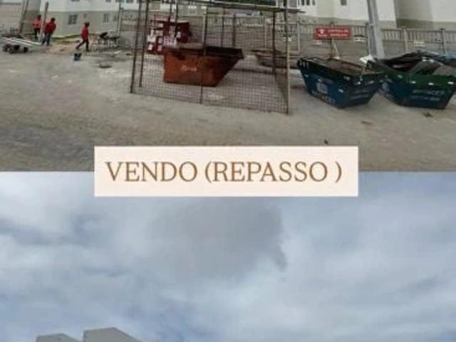 Apartamento para Venda em Fortaleza/CE Lagoa Redonda 2 Quartos
