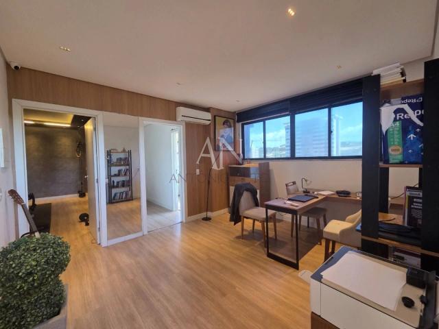 Apartamento para Venda em Fortaleza/CE Praia do Futuro I 3 Quartos