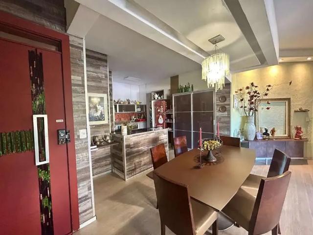 Apartamento para Venda em Fortaleza/CE Varjota 3 Quartos