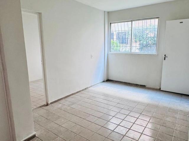 Apartamento para Venda em Fortaleza/CE Vila Peri 2 Quartos