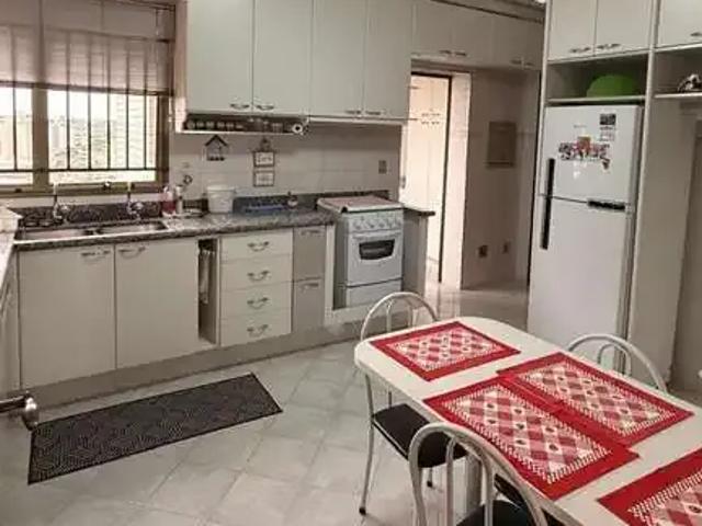 Apartamento para Venda em Franca/SP Centro 4 Quartos