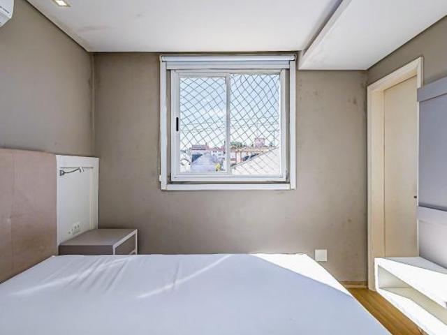 Apartamento para venda em Guaíra de 67.00m² com 3 Quartos, 1 Suite e 1 Garagem