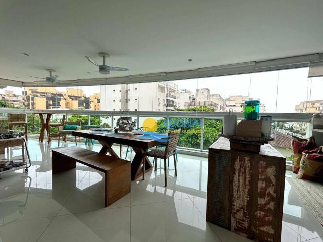 Apartamento para Venda em Guarujá/SP Enseada 3 Quartos