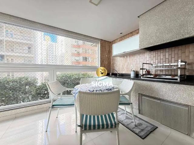 Apartamento para Venda em Guarujá/SP Pitangueiras 3 Quartos