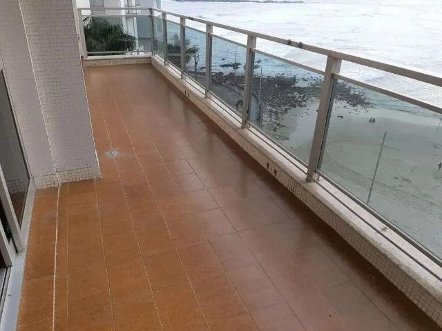 Apartamento para Venda em Guarujá/SP Pitangueiras 3 Quartos