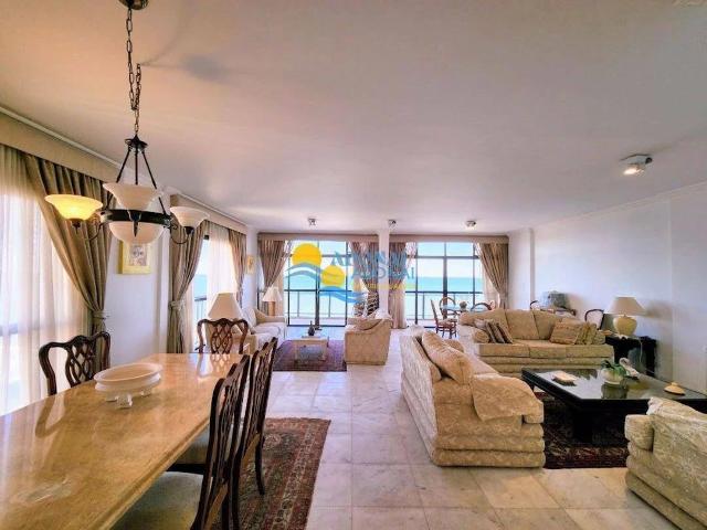 Apartamento para Venda em Guarujá/SP Pitangueiras 3 Quartos