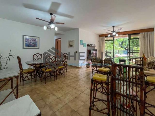 Apartamento para Venda em Guarujá/SP Pitangueiras 3 Quartos