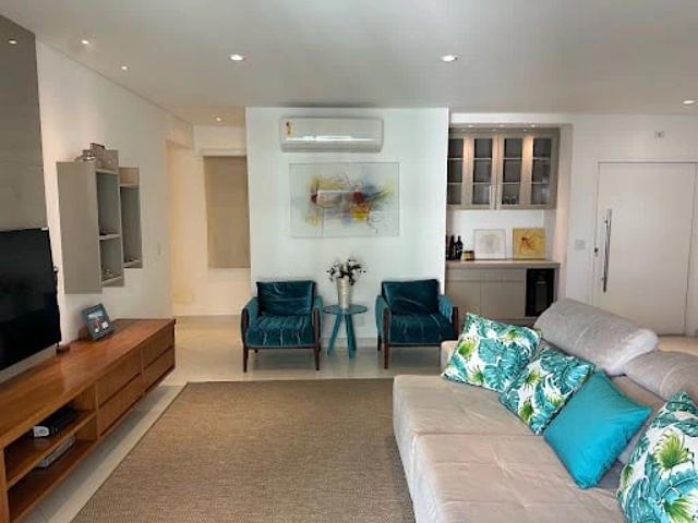 Apartamento para Venda em Guarujá/SP Pitangueiras 3 Quartos