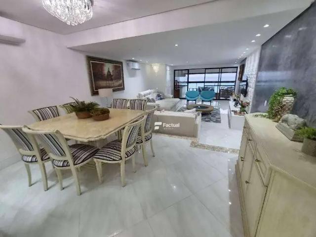 Apartamento para Venda em Guarujá/SP Pitangueiras 3 Quartos