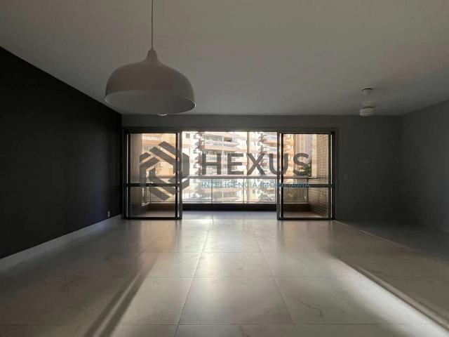 Apartamento para Venda em Guarujá/SP Pitangueiras 4 Quartos