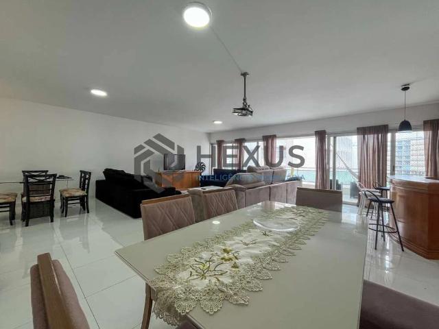 Apartamento para Venda em Guarujá/SP Pitangueiras 4 Quartos
