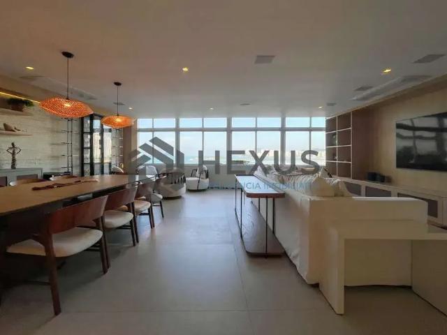 Apartamento para Venda em Guarujá/SP Pitangueiras 4 Quartos