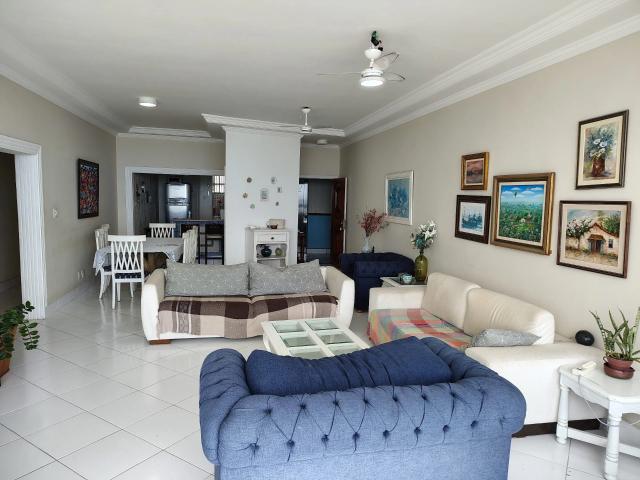 Apartamento para Venda em Guarujá/SP Pitangueiras 4 Quartos