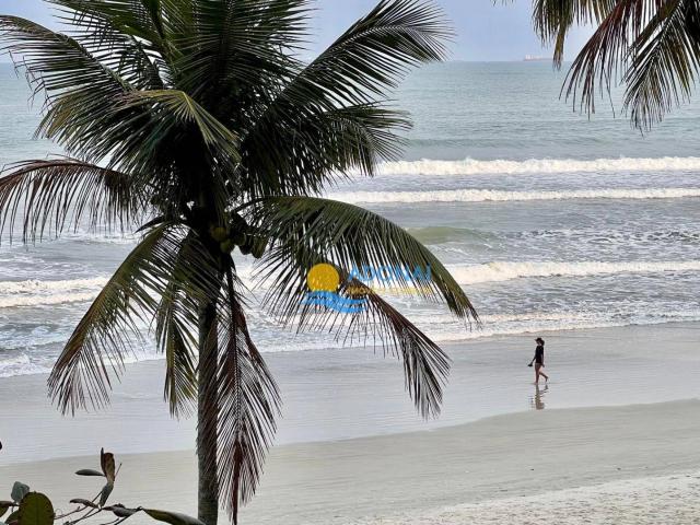 Apartamento para Venda em Guarujá/SP Pitangueiras 4 Quartos