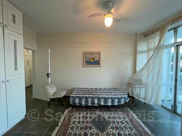 Apartamento para Venda em Guarujá/SP Pitangueiras 4 Quartos