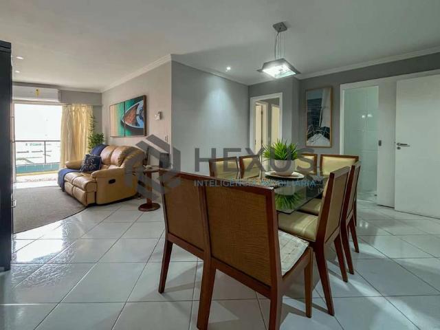 Apartamento para Venda em Guarujá/SP Pitangueiras 4 Quartos