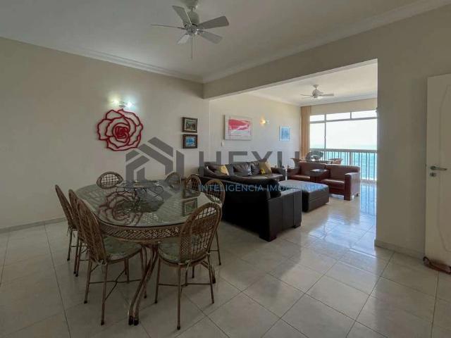 Apartamento para Venda em Guarujá/SP Pitangueiras 4 Quartos