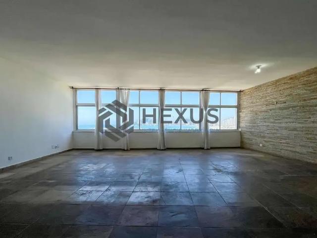 Apartamento para Venda em Guarujá/SP Pitangueiras 5 Quartos