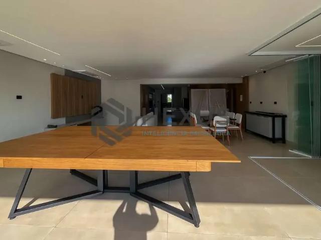 Apartamento para Venda em Guarujá/SP Pitangueiras 5 Quartos