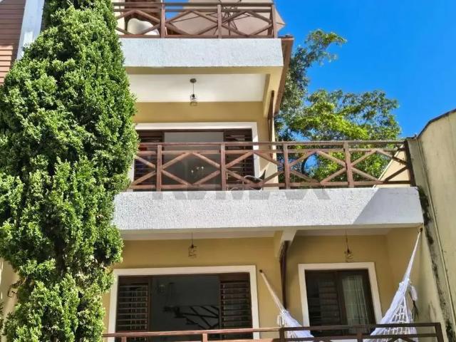 Apartamento para Venda em Guaramiranga/CE Centro 4 Quartos
