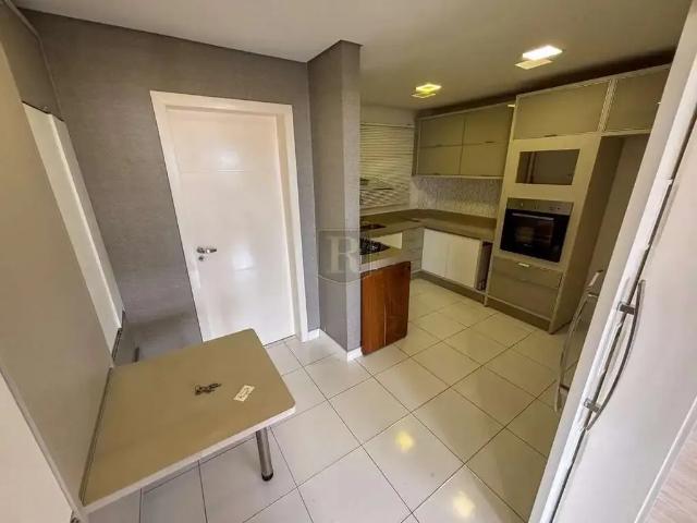 Apartamento para Venda em Guarapuava/PR Centro 3 Quartos