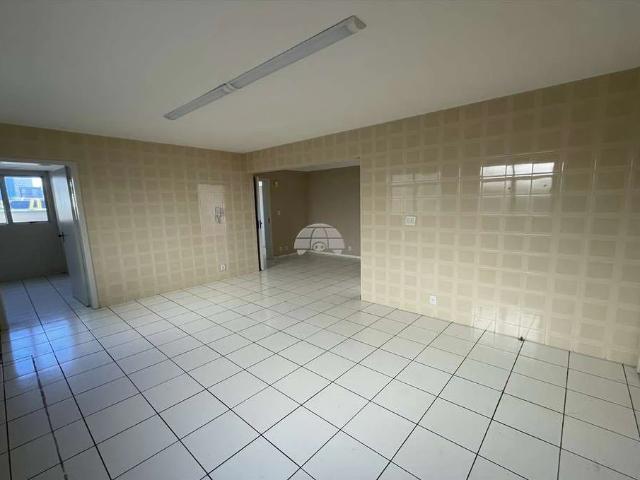Apartamento para Venda em Guarapuava/PR Centro 3 Quartos