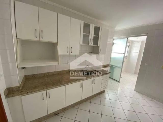 Apartamento para Venda em Guaratinguetá/SP Vila Indiana 3 Quartos