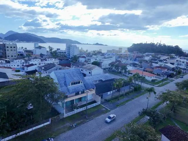 Apartamento para Venda em Guaratuba/PR Brejatuba 6 Quartos