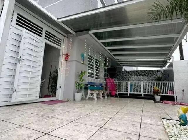 Apartamento para Venda em Guaratuba/PR Piçarras 3 Quartos