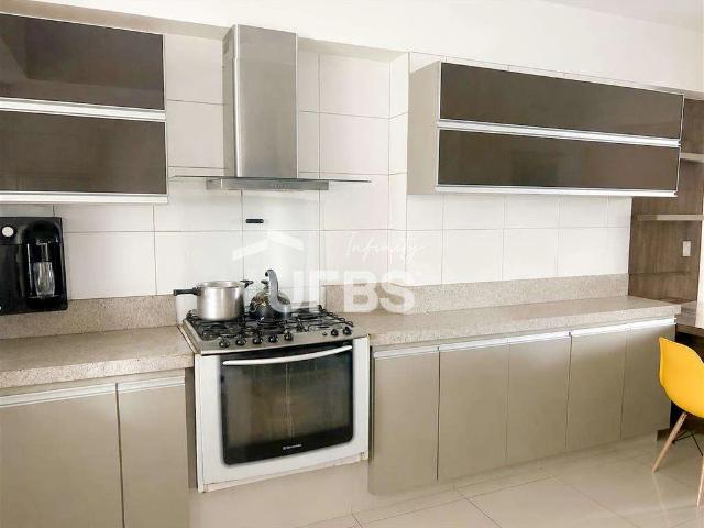 Apartamento para Venda em Goiânia/GO Setor Bueno 4 Quartos