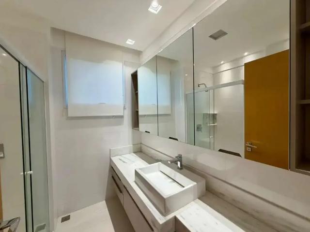 Apartamento para Venda em Goiânia/GO Setor Bueno 4 Quartos