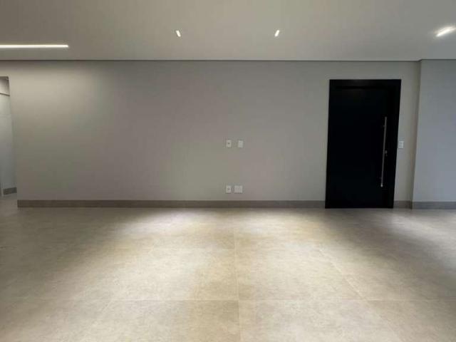 Apartamento para Venda em Goiânia/GO Setor Bueno 4 Quartos