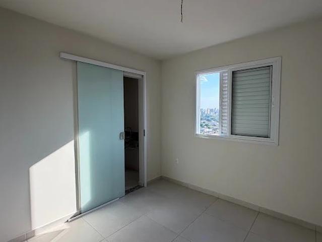 Apartamento para Venda em Goiânia/GO Setor Negrão de Lima 3 Quartos