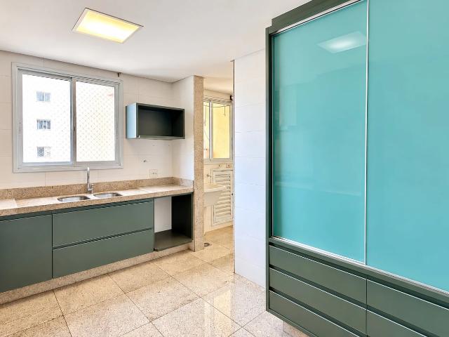 Apartamento para Venda em Goiânia/GO Setor Oeste 4 Quartos