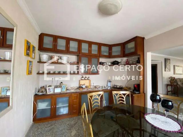 Apartamento para Venda em Goiânia/GO Setor Oeste 3 Quartos