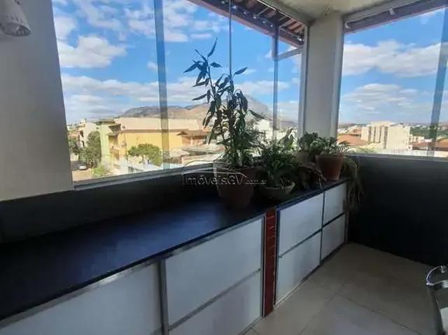 Apartamento para Venda em Governador Valadares/MG Grã Duquesa 3 Quartos