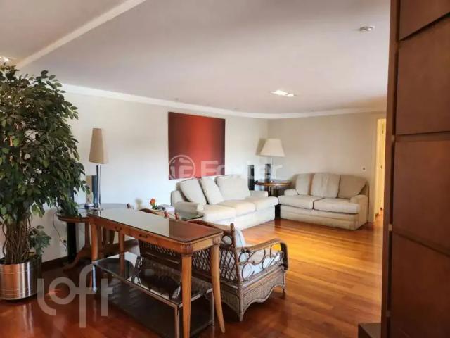 Apartamento para Venda em Gramado/RS Vila Suiça 3 Quartos
