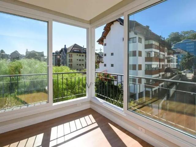 Apartamento para Venda em Gramado/RS Centro 2 Quartos