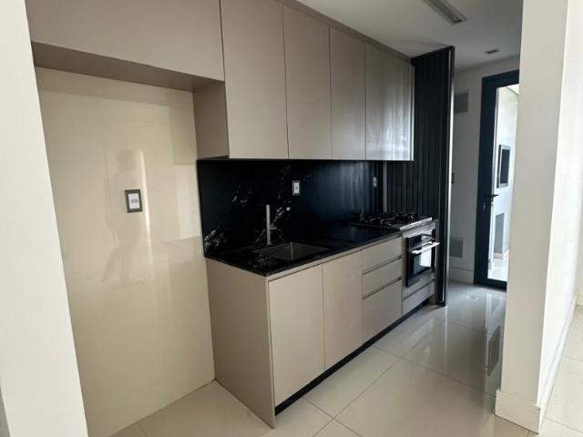 Apartamento para Venda em Itajaí/SC Ressacada 3 Quartos