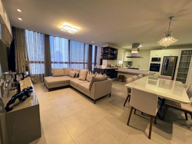 Apartamento para Venda em Itapema/SC Canto da Praia 3 Quartos