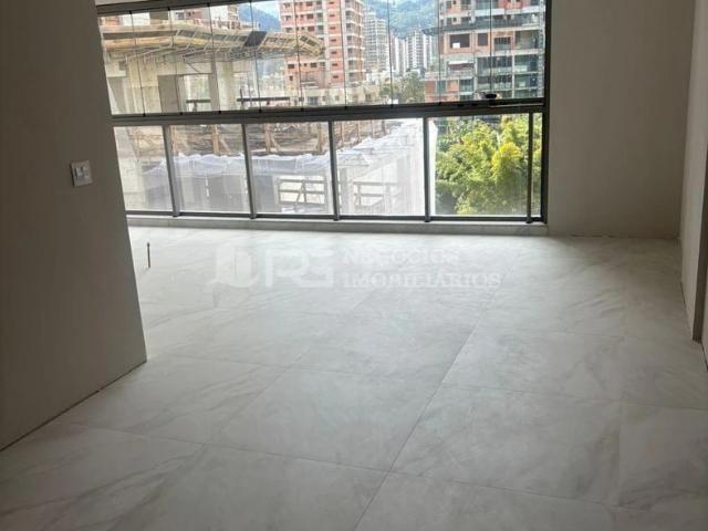 Apartamento para Venda em Itapema/SC Centro 3 Quartos