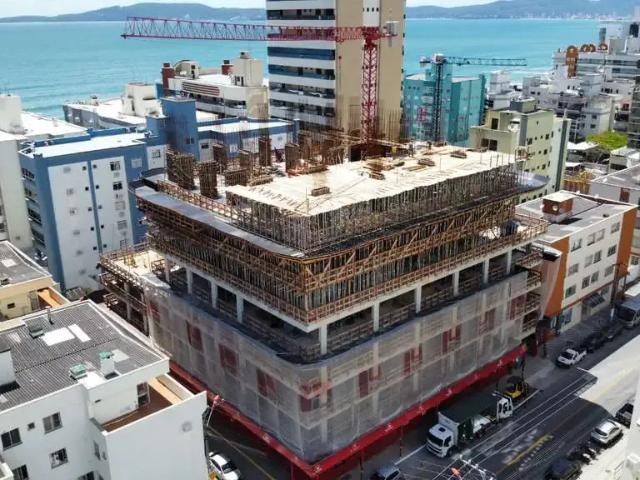 Apartamento para Venda em Itapema/SC Centro 4 Quartos
