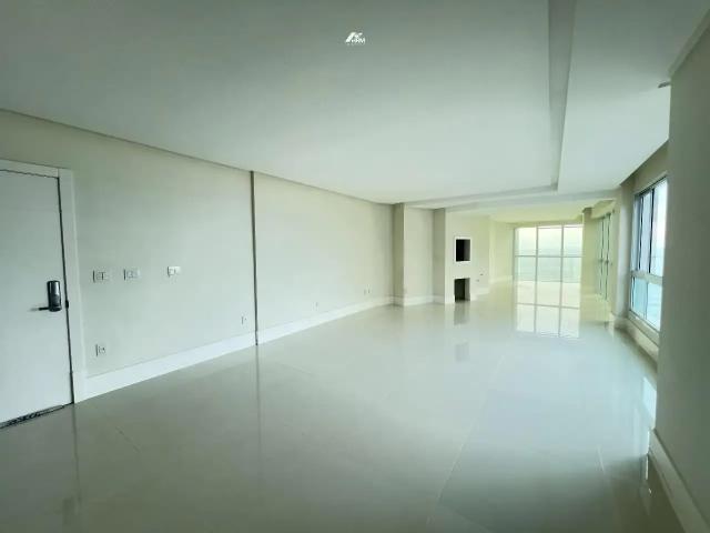 Apartamento para Venda em Itapema/SC Centro 4 Quartos