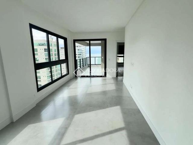 Apartamento para Venda em Itapema/SC Centro 4 Quartos