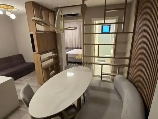 Apartamento para Venda em Itapema/SC Meia Praia 1 Quartos