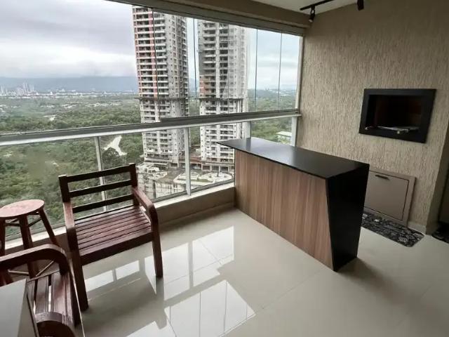 Apartamento para Venda em Itapema/SC Meia Praia 2 Quartos